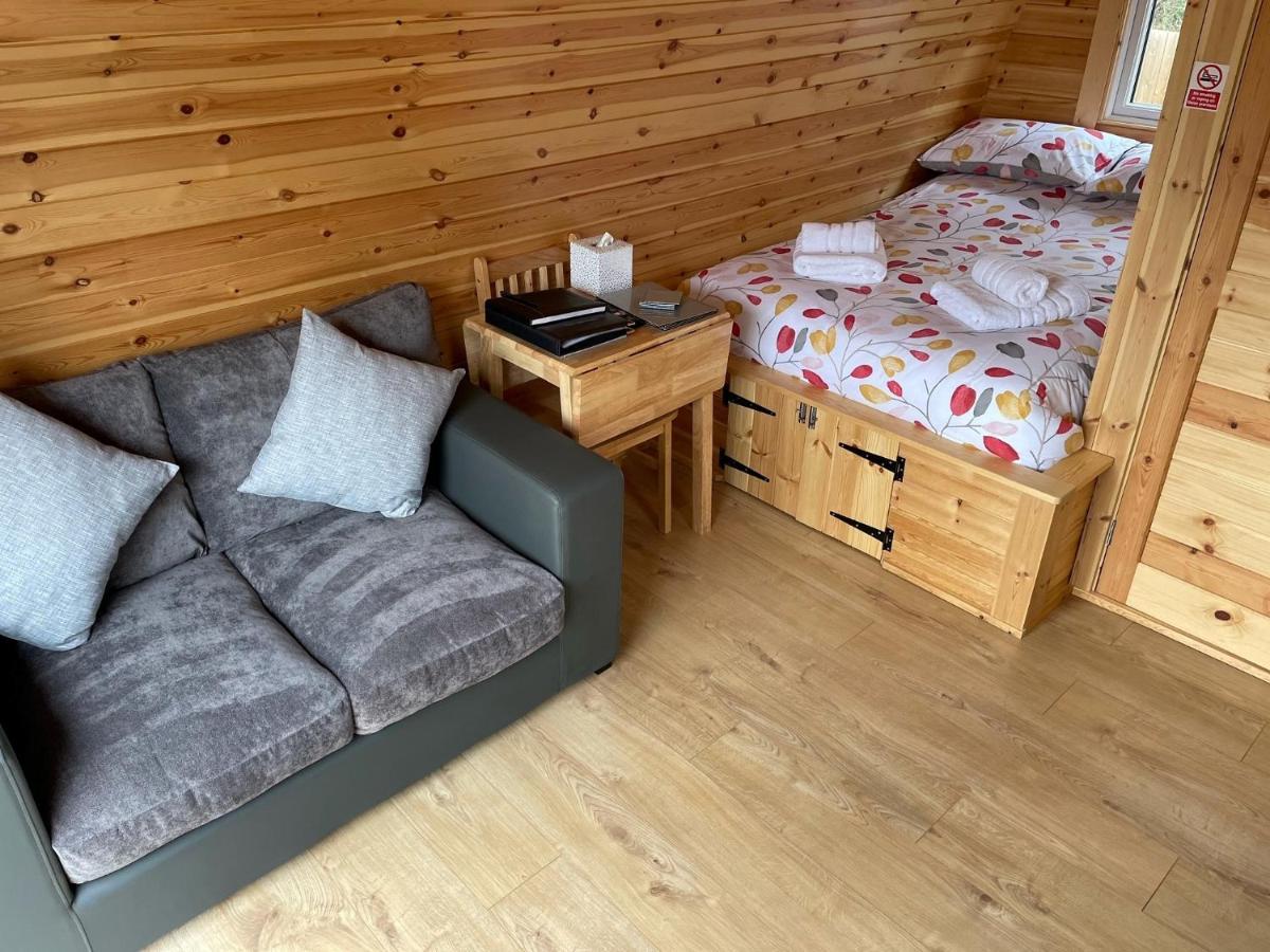 Conifer Cabins 포트 윌리엄 외부 사진