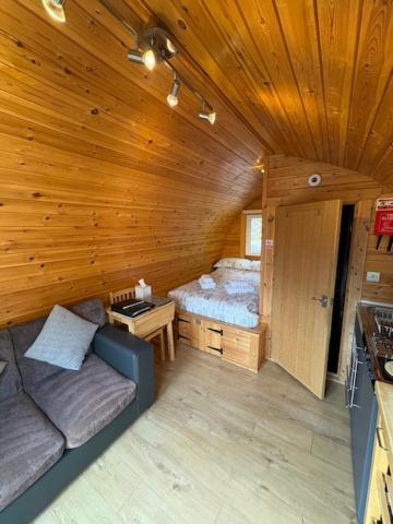 Conifer Cabins 포트 윌리엄 외부 사진